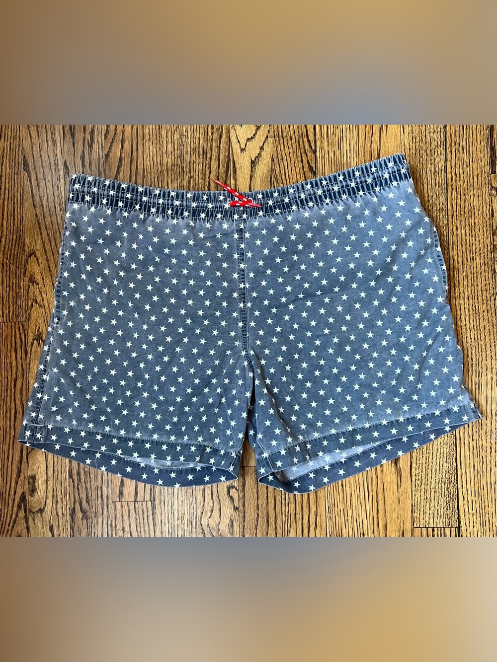 Chubbies Men Medium Blue Star Print Swim Trunks 5'' Inseam Americana Liner USA